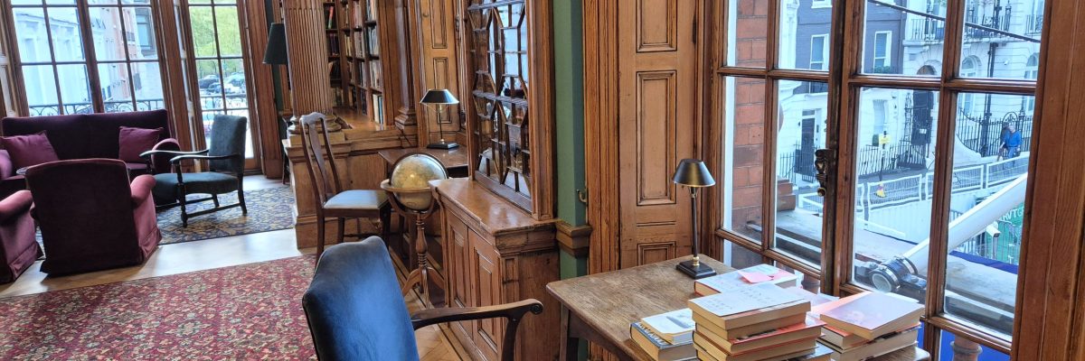 University Women's Club Library — a place to work University Women's Club Library — a place to work | University Women's Club - 140 years